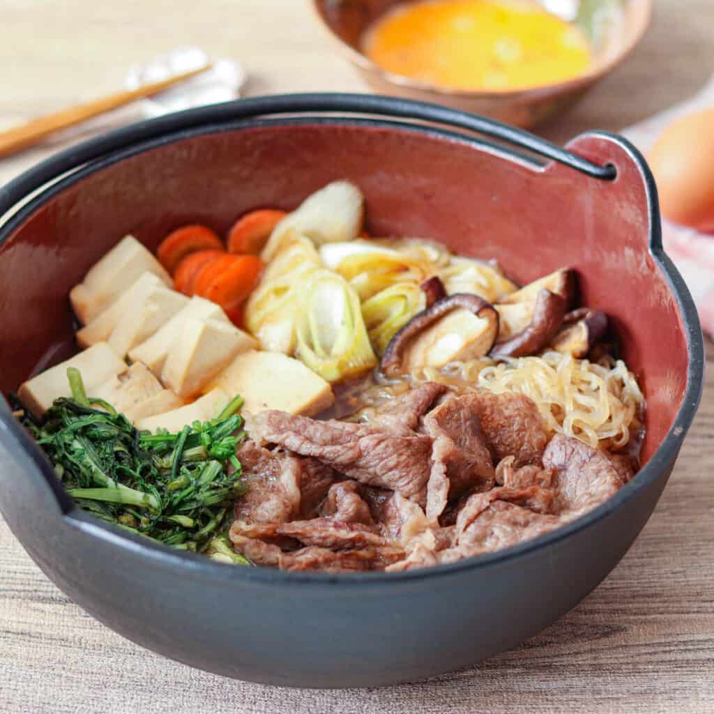 Sukiyaki (Japanese Beef Hot Pot) - Umami Pot