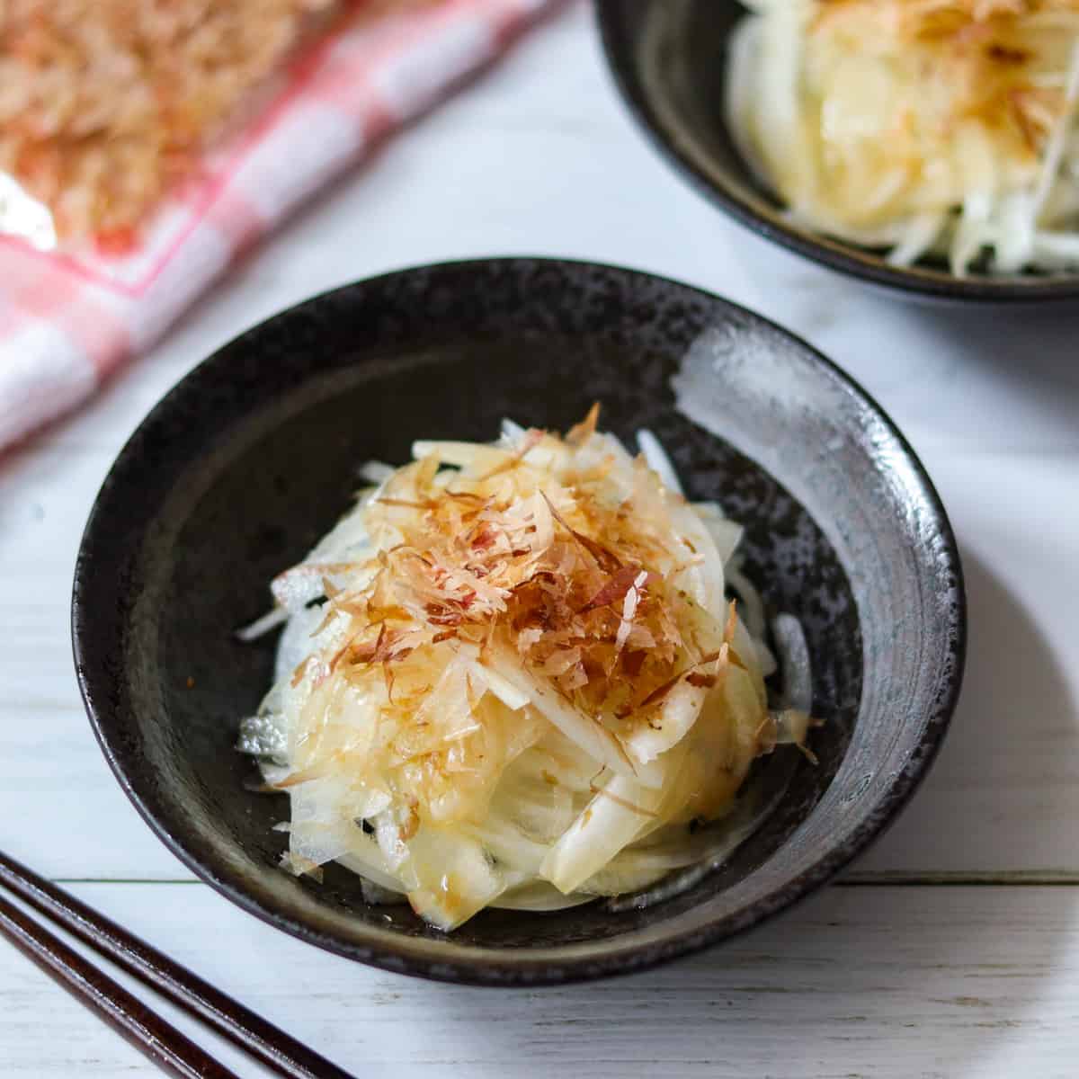 Japanese onion salad