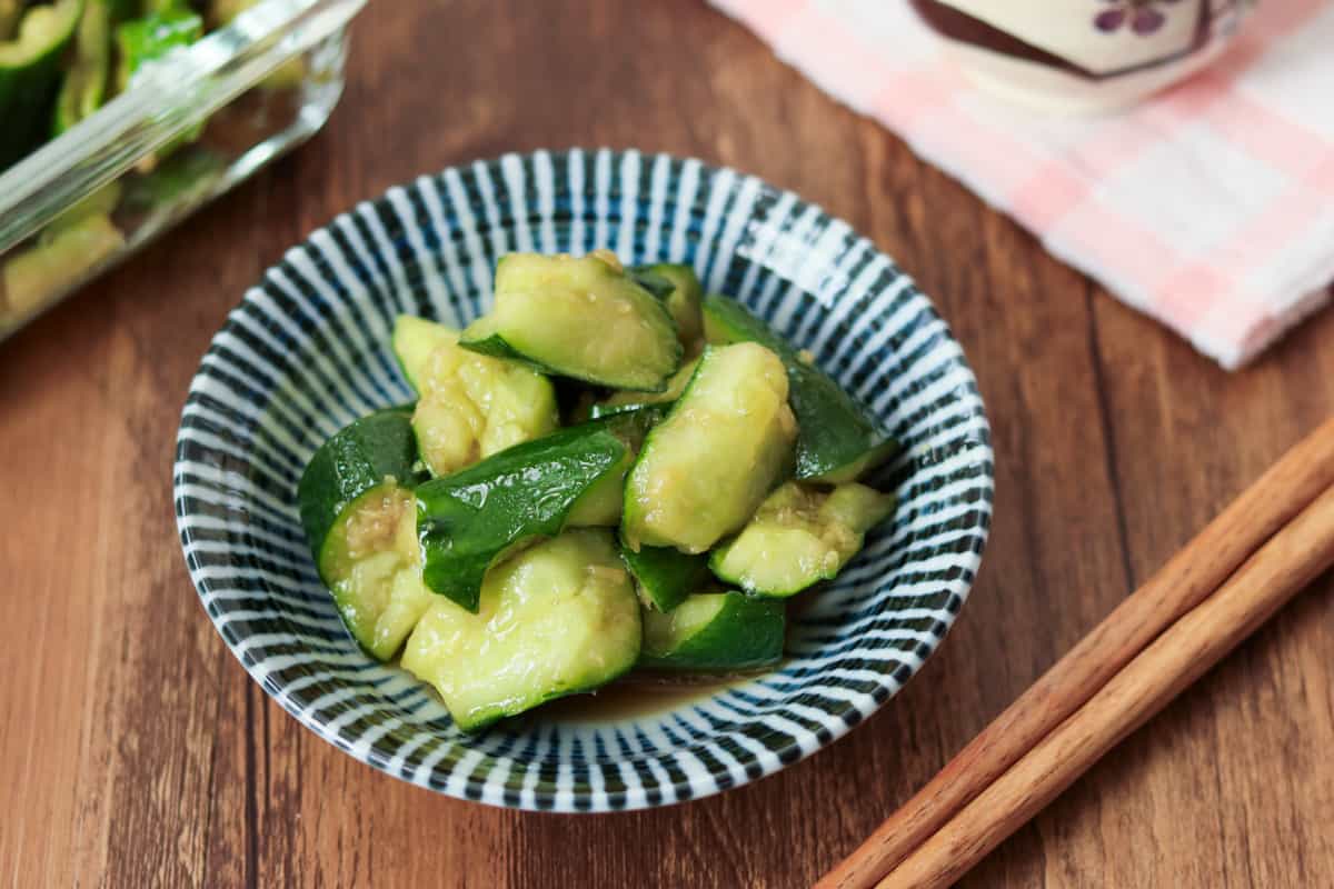 Tataki Kyuri (Japanese Smashed Cucumbers)