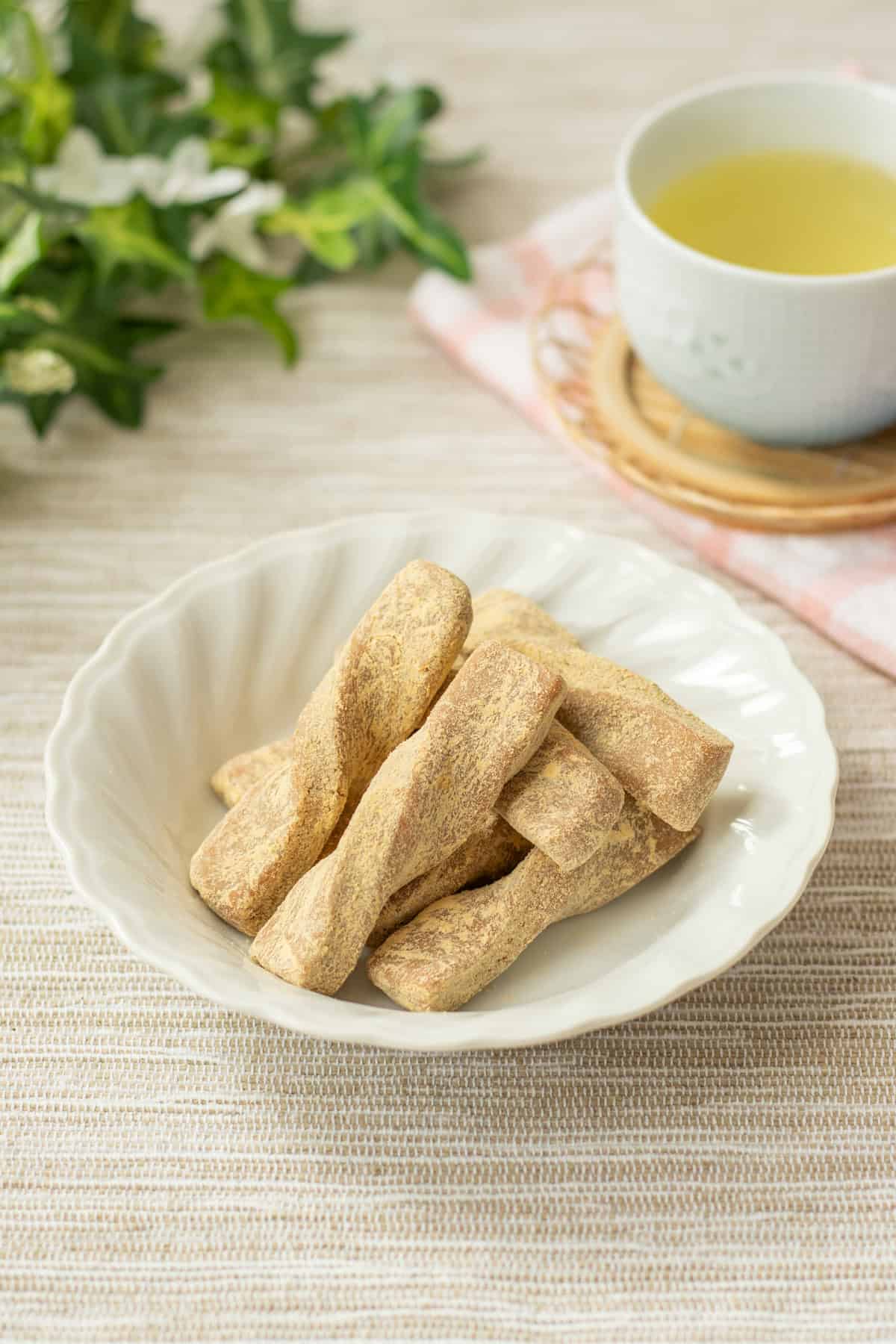 Kinako Nejiri (Japanese twisted soybean flour snack)