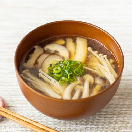 Kinoko Pasta Kinoko Jiru (Japanese Mushroom Soup) - Umami Pot