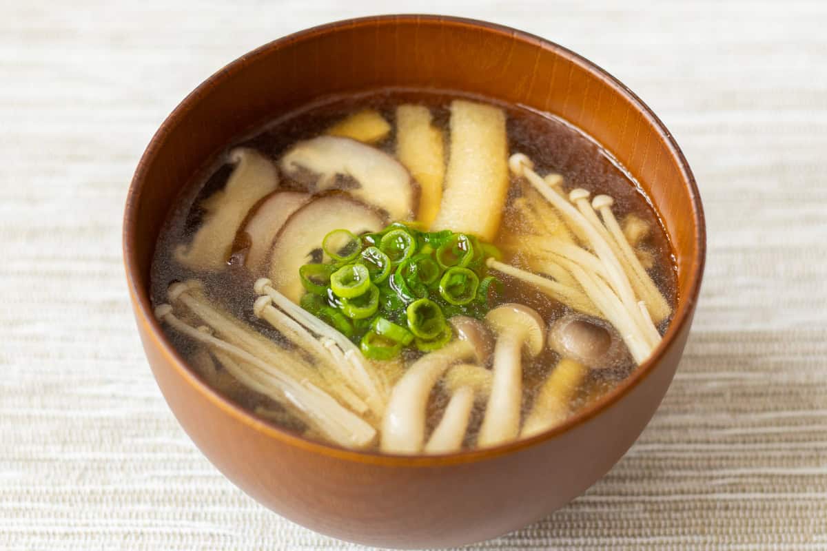 Kinoko Jiru (Japanese mushroom soup)