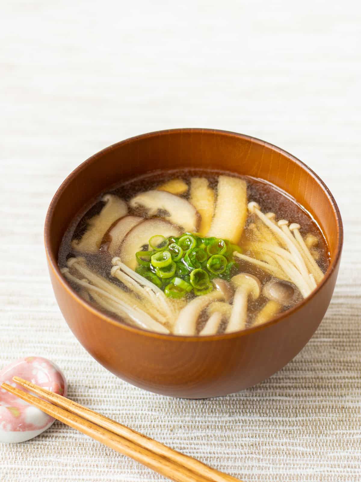 Kinoko Jiru (Japanese mushroom soup)