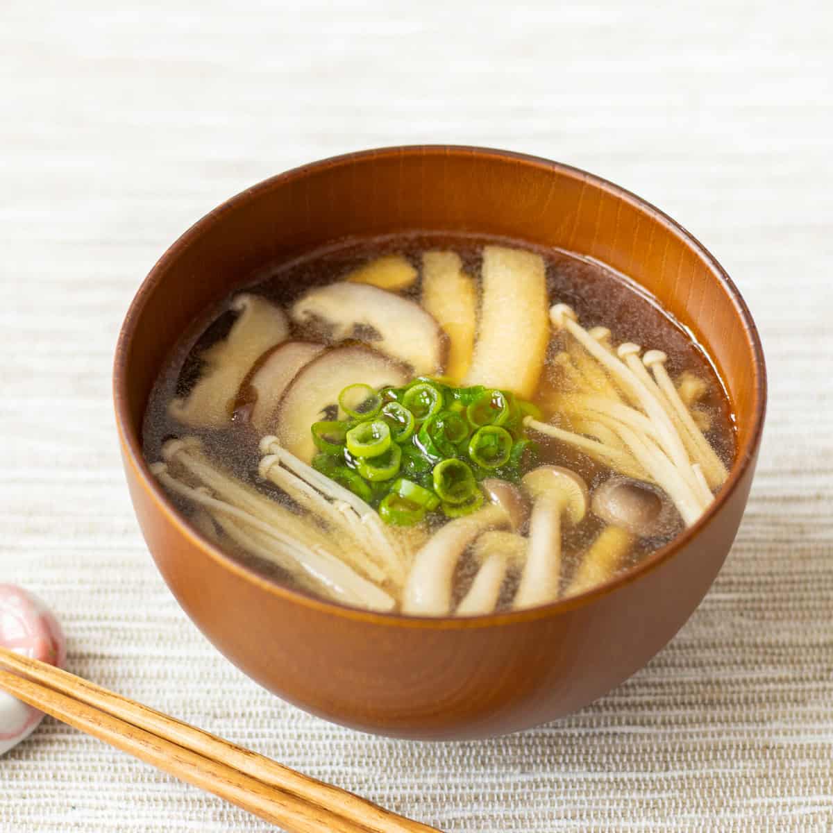 Kinoko Jiru (Japanese mushroom soup)