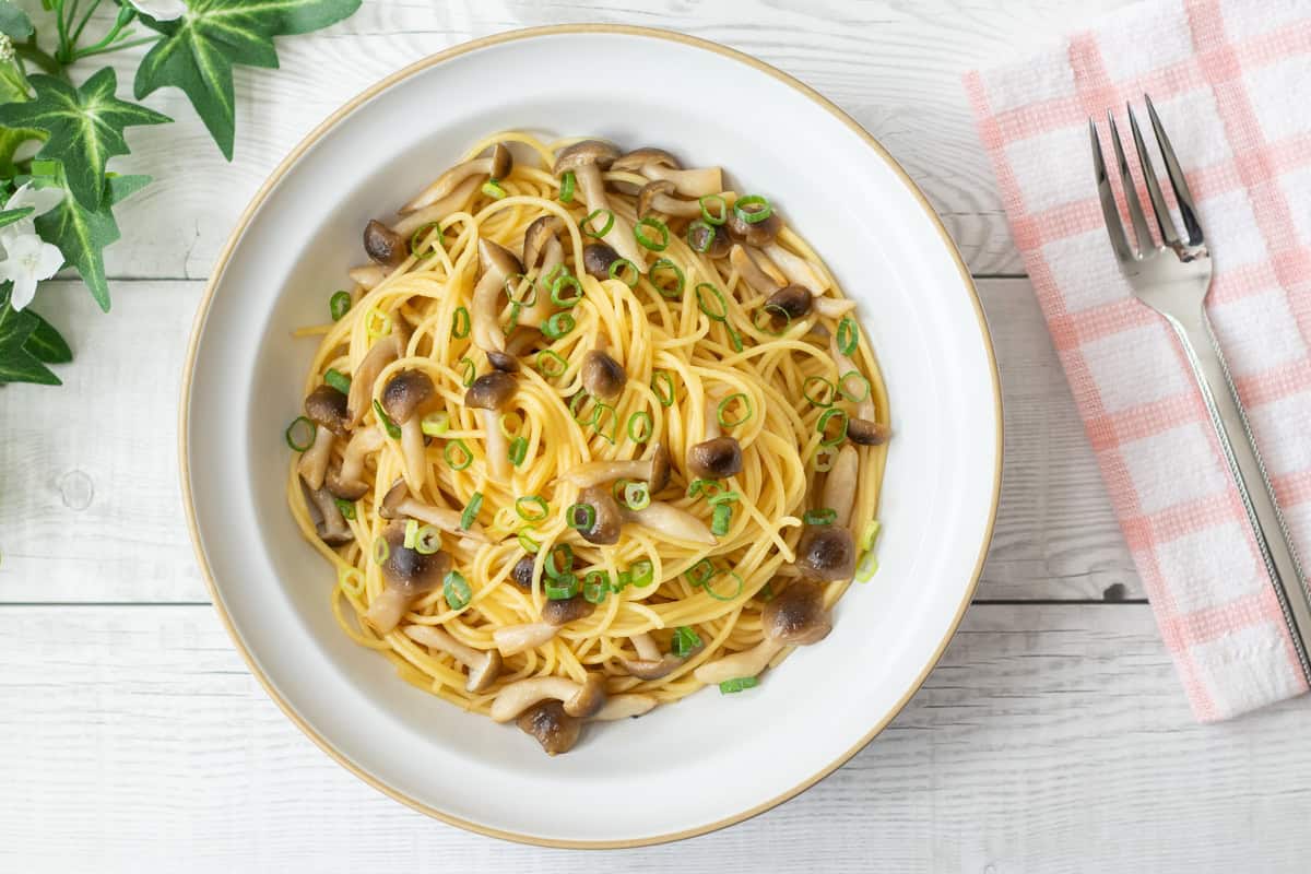 Wafu Pasta (Japanesem mushroom and butter soy sauce spaghetti)