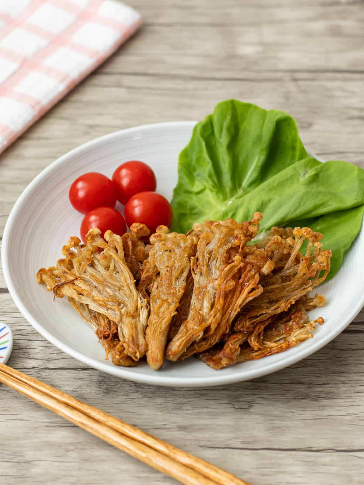 Karikari Enoki (crispy Japanese enoki mushrooms)