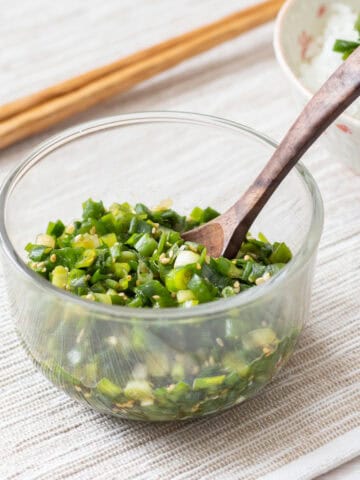 Japanese Savory Pickled Green Onions (Scallions)