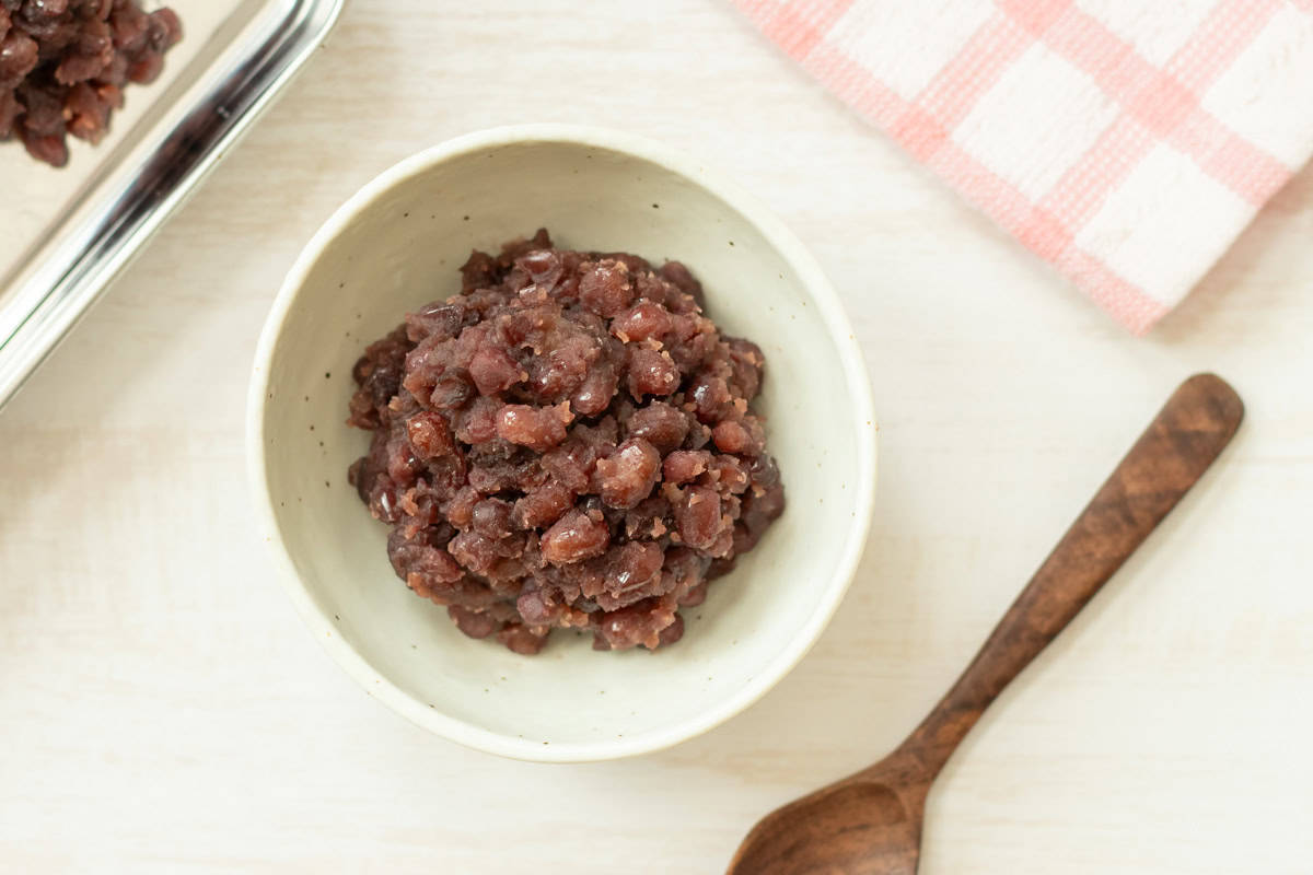 Anko / Tsubu-an (sweet red bean paste with whole beans)