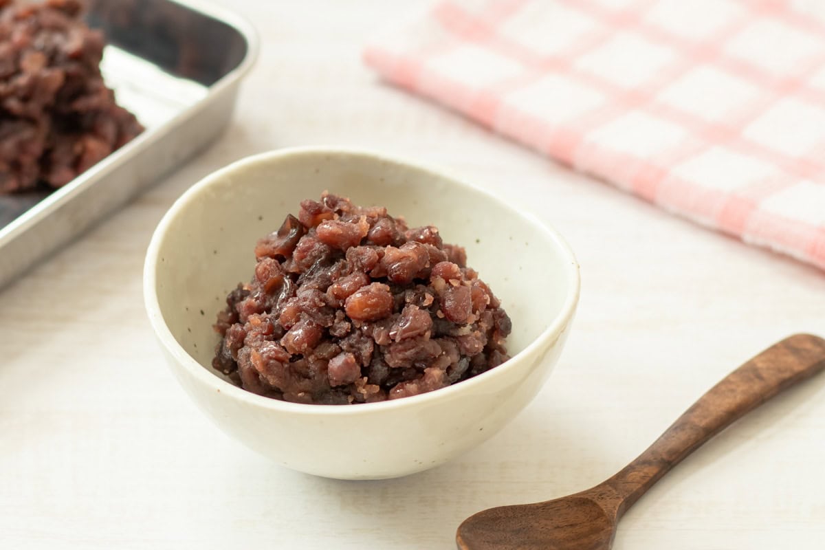 Anko / Tsubu-an (sweet red bean paste with whole beans)