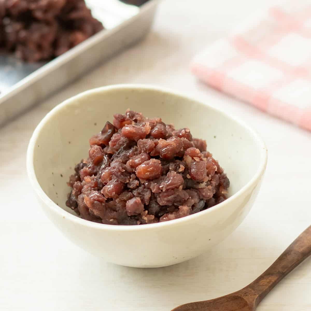 Anko / Tsubu-an (sweet red bean paste with whole beans)