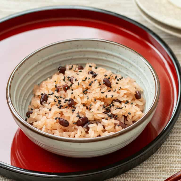 Traditional-Style Sekihan (Japanese Red Rice with Adzuki Beans) - Umami Pot