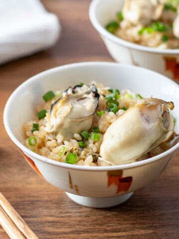 Kaki Gohan (Japanese oyster rice)