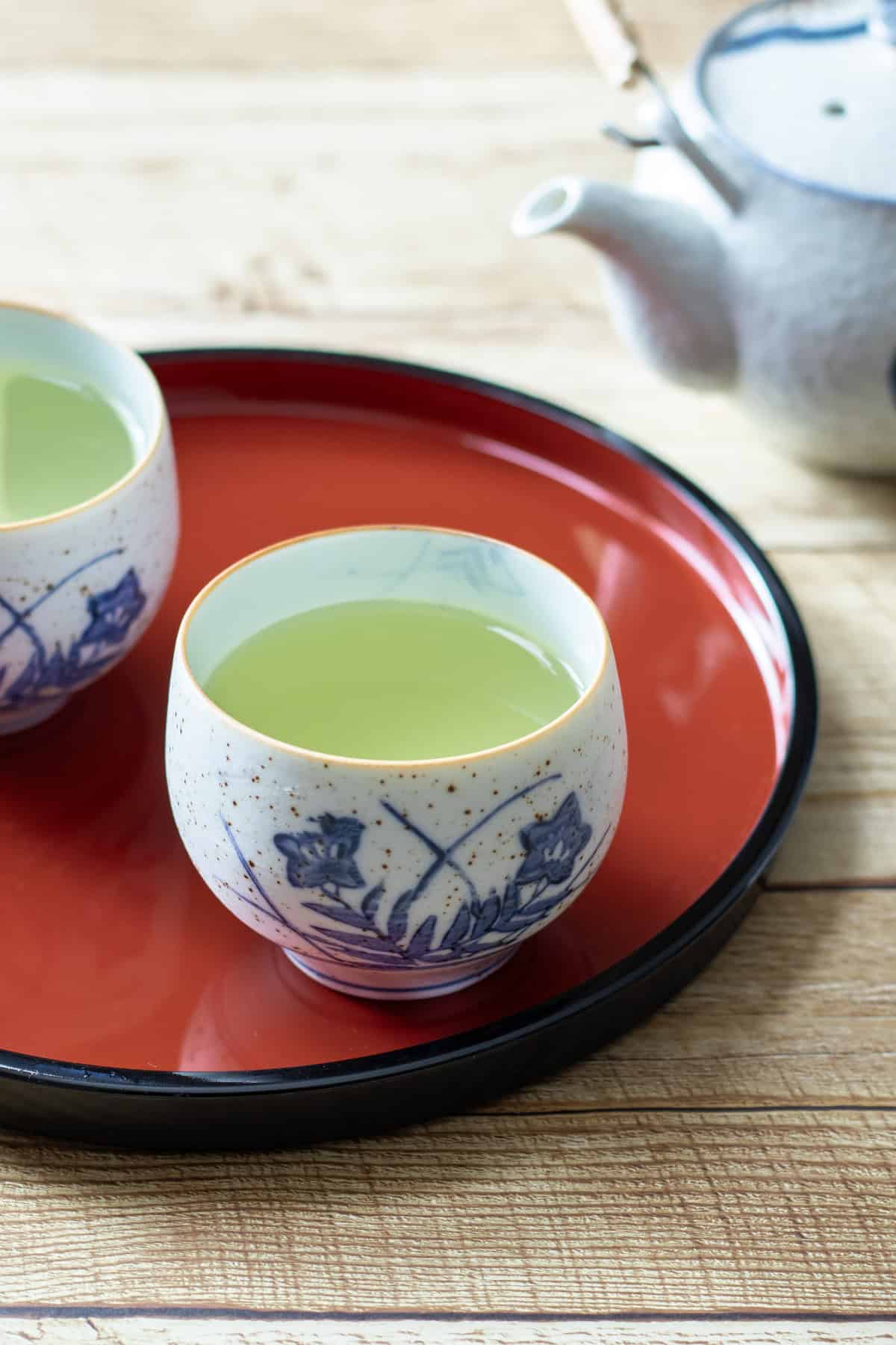 How to Brew Sencha Green Tea (A Traditional Japanese Guide)