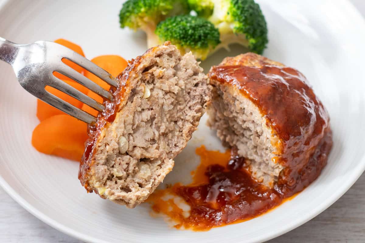 Hambagu (Japanese hamburger steak)