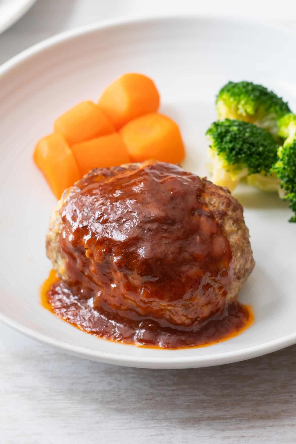 Hambagu (Japanese hamburger steak)