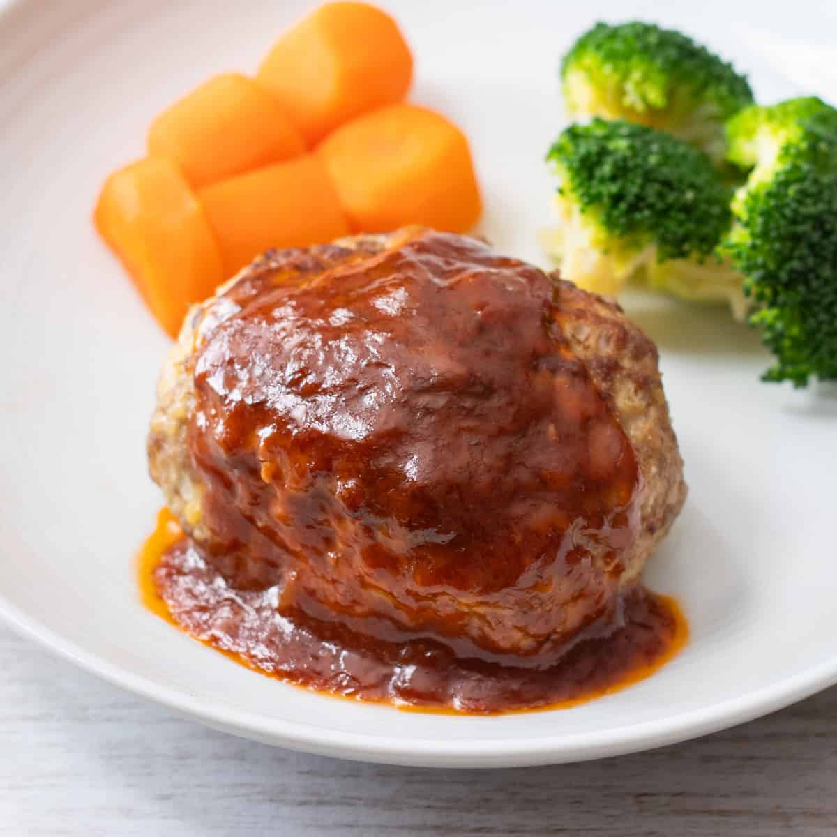 Hambagu (Japanese hamburger steak)