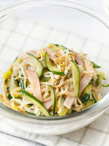 Japanese Bean Sprout Salad