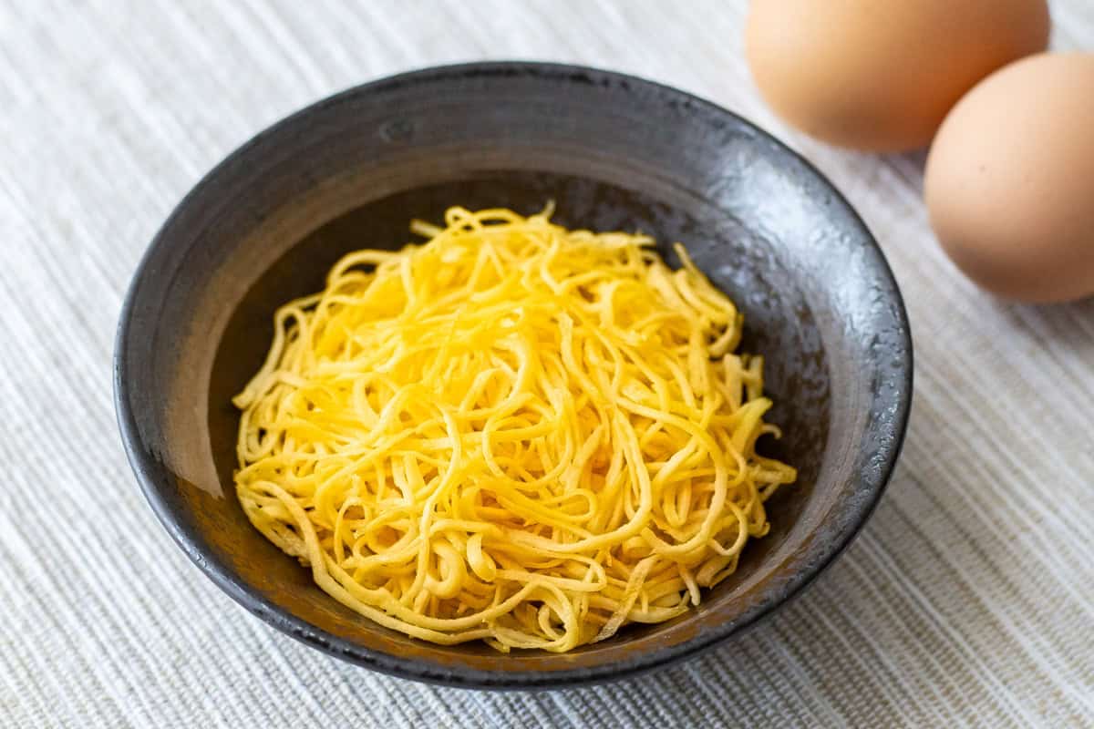 Kinshi Tamago (Japanese Thin Egg Strips)