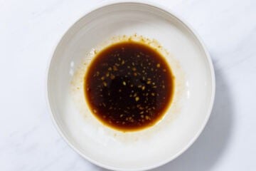 blistered shishito peppers with ginger soy sauce_instruction-1